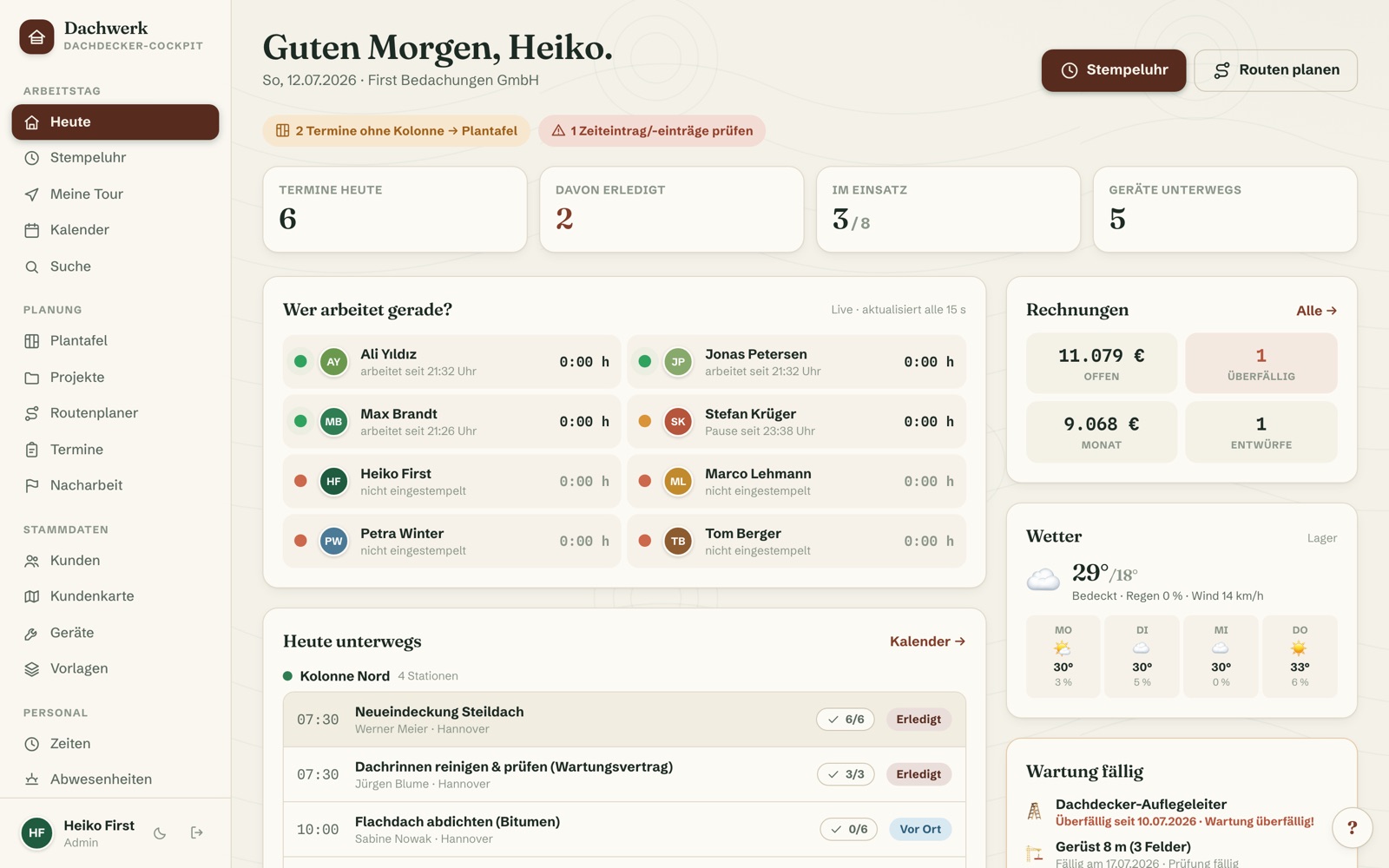 Dachwerk – Das komplette Betriebssystem für Dachdecker-Betriebe: Plantafel mit Wetterblick, Kolonnen, Kundenakte mit Dachdaten, Notdienst-Doku, Stempeluhr und Rechnungen — vom Büro bis aufs Dach.